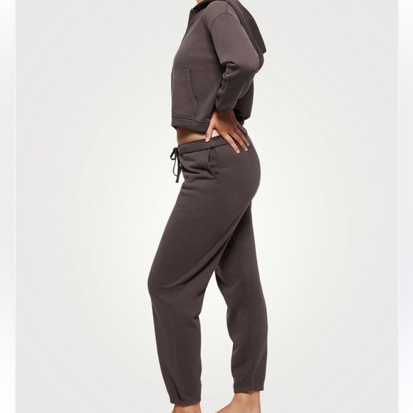 Bluenotes Pants - Dark Brown Tracksuit Set Jogger Sweatpants Hoodie matching claw clip
